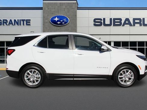 Used 2023 Chevrolet Equinox LT image 11