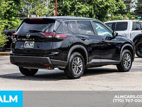 Used 2024 Nissan Rogue S FWD image 6