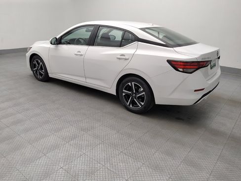 Used 2025 Nissan Sentra SV FWD image 3