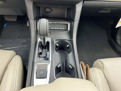 New 2026 Subaru Ascent Limited AWD/4WD image 15