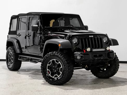 Used 2016 Jeep Wrangler Unlimited Rubicon AWD/4WD image 4