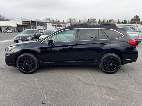 Used 2019 Subaru Outback 2.5i Premium image 2