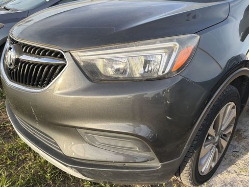 Used 2018 Buick Encore Preferred image 3