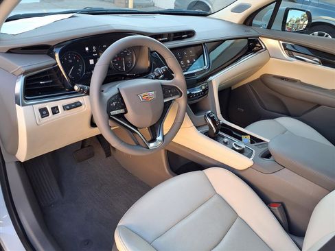 Certified 2024 Cadillac XT6 Premium Luxury w/ Technology Package image 18