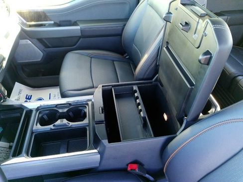 New 2025 Ford F350 Lariat w/ Lariat Ultimate Package image 9