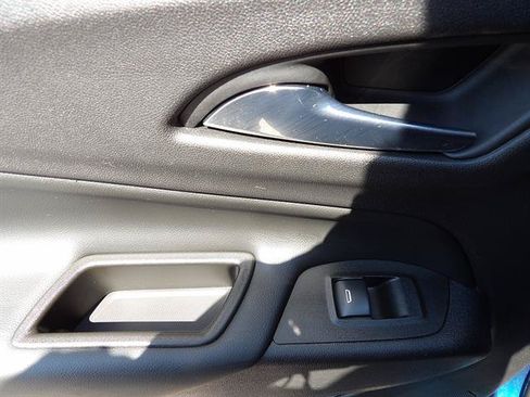 Used 2020 Chevrolet Equinox LT FWD image 29