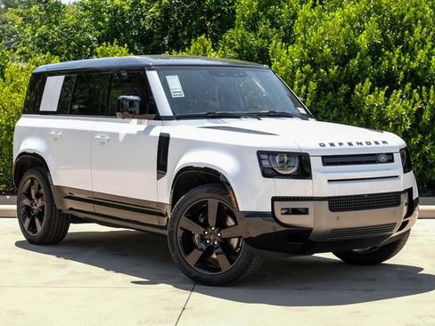 New 2026 Land Rover Defender 110 V8 AWD/4WD image 6