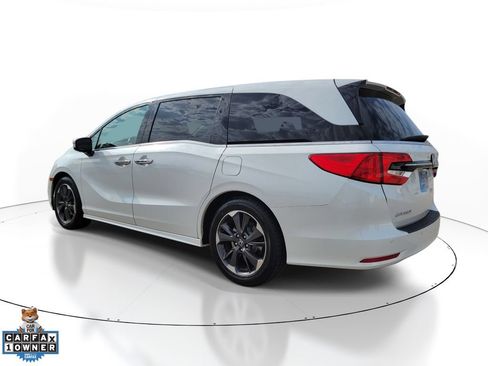 Used 2022 Honda Odyssey Elite image 3