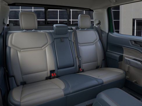 New 2025 Ford Maverick Lariat image 11