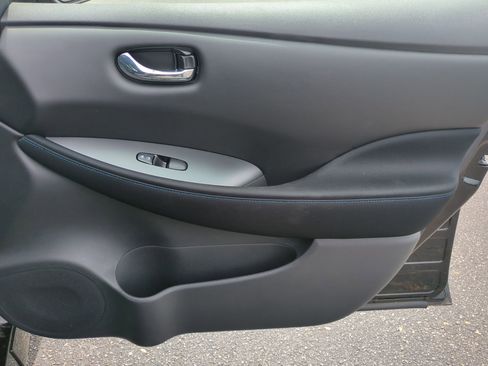 Used 2021 Nissan Leaf S w/ S Charge Package FWD image 38