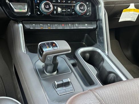 Used 2023 GMC Sierra 1500 Denali w/ Technology Package AWD/4WD image 22