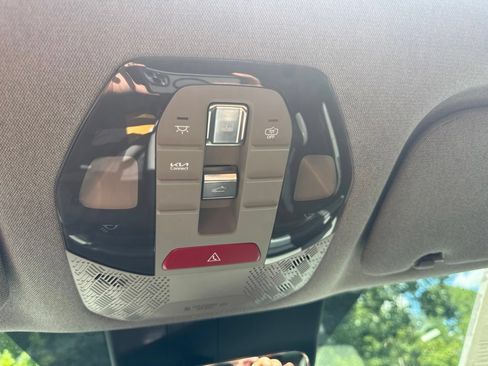 Used 2024 Kia EV9 Wind AWD/4WD image 22