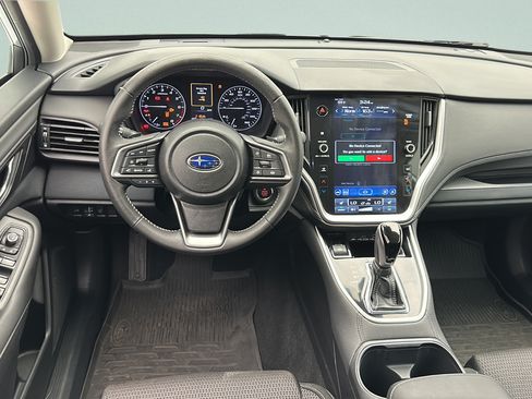 Used 2024 Subaru Outback Premium AWD/4WD image 11