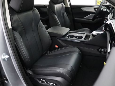 Used 2026 Acura MDX SH-AWD w/ Technology Package image 16