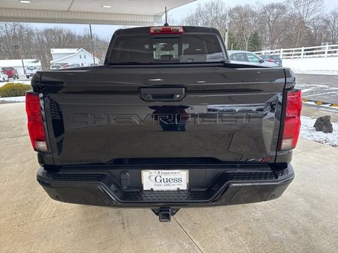 Used 2024 Chevrolet Colorado ZR2 w/ ZR2 Convenience Package III image 9