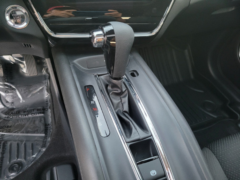 Used 2022 Honda HR-V EX image 29