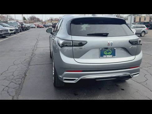 Used 2024 Buick Envision Avenir image 7