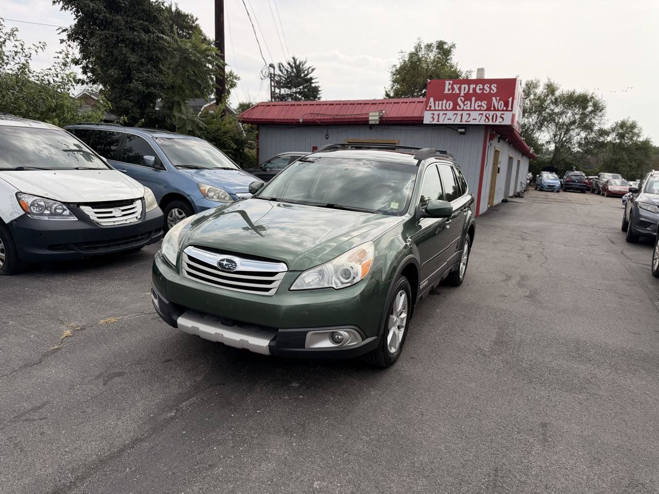 Used 2012 Subaru Outback 3.6R Limited AWD/4WD image 16