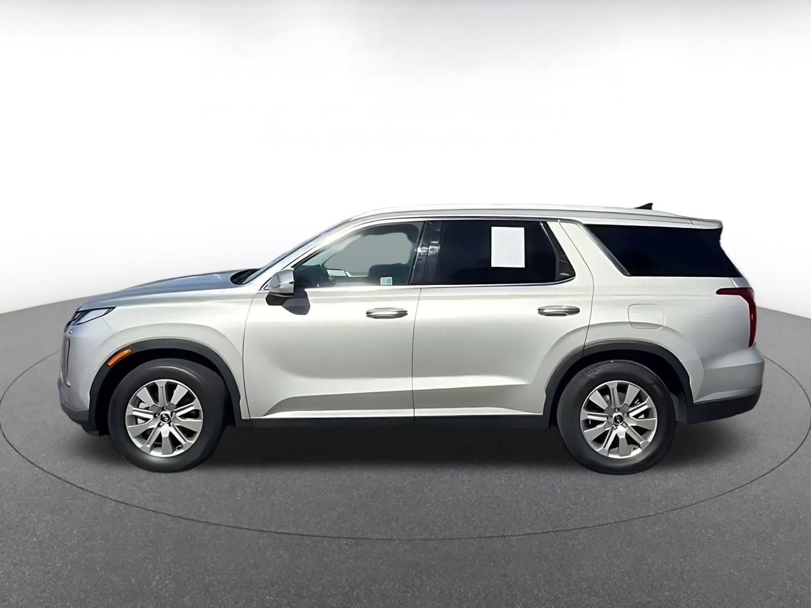 Used 2025 Hyundai Palisade SEL AWD/4WD image 9