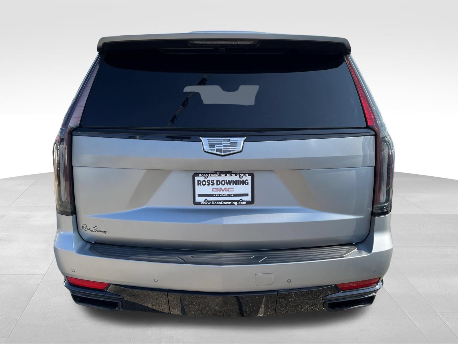 Used 2023 Cadillac Escalade ESV Sport Platinum RWD image 5