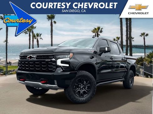 Used 2023 Chevrolet Silverado 1500 ZR2 w/ Technology Package AWD/4WD image 1