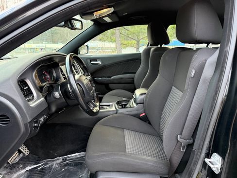 Used 2020 Dodge Charger GT w/ Blacktop Package image 33