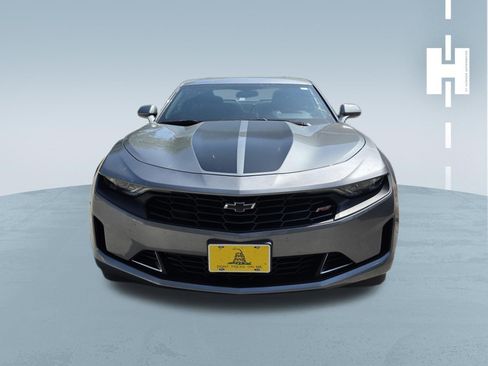 Used 2020 Chevrolet Camaro LT w/ RS Package image 2