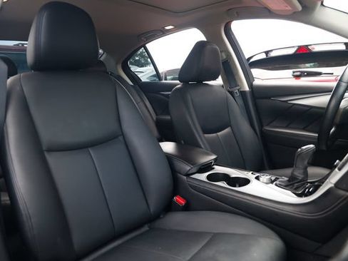 Used 2019 INFINITI Q50 Luxe w/ Cargo Package (L96) RWD image 19
