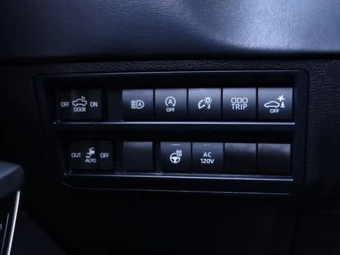 Used 2024 Toyota Tundra Platinum image 41