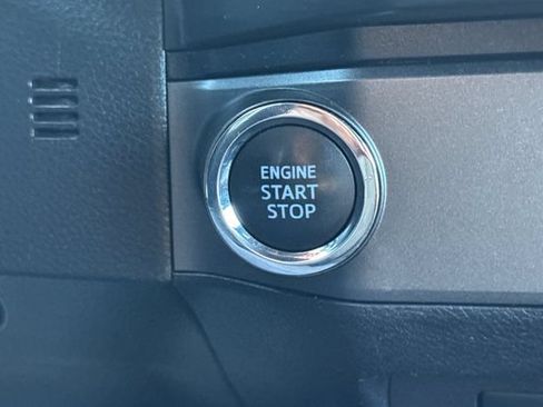 Used 2021 Toyota Tacoma TRD Off-Road w/ Technology Package RWD image 24