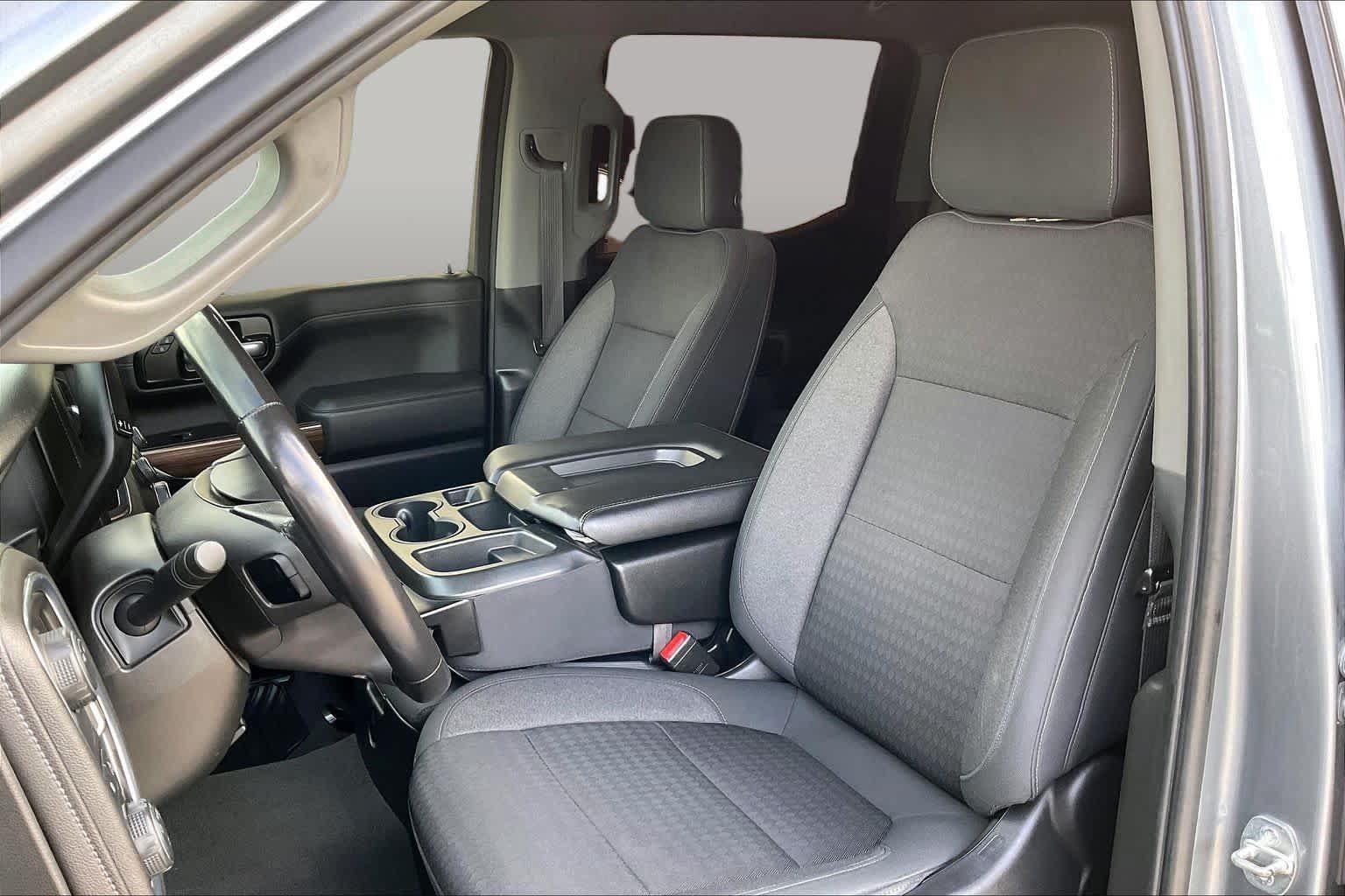 Used 2021 Chevrolet Silverado 1500 RST w/ LPO, Dark Essentials Package RWD image 8