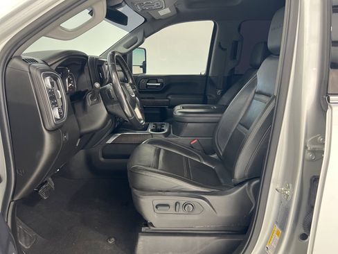 Used 2022 GMC Sierra 2500 Denali image 17