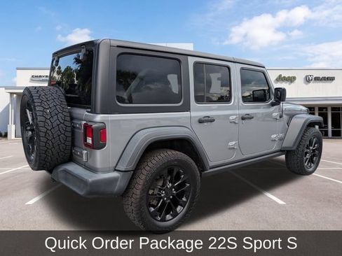 Used 2020 Jeep Wrangler Unlimited Sport S AWD/4WD image 3