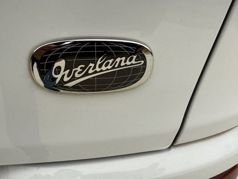 Used 2017 Jeep Cherokee Overland image 16