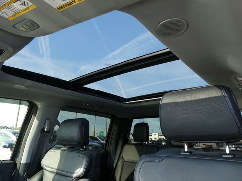 Used 2023 Ford F350 Lariat w/ Lariat Ultimate Package image 27