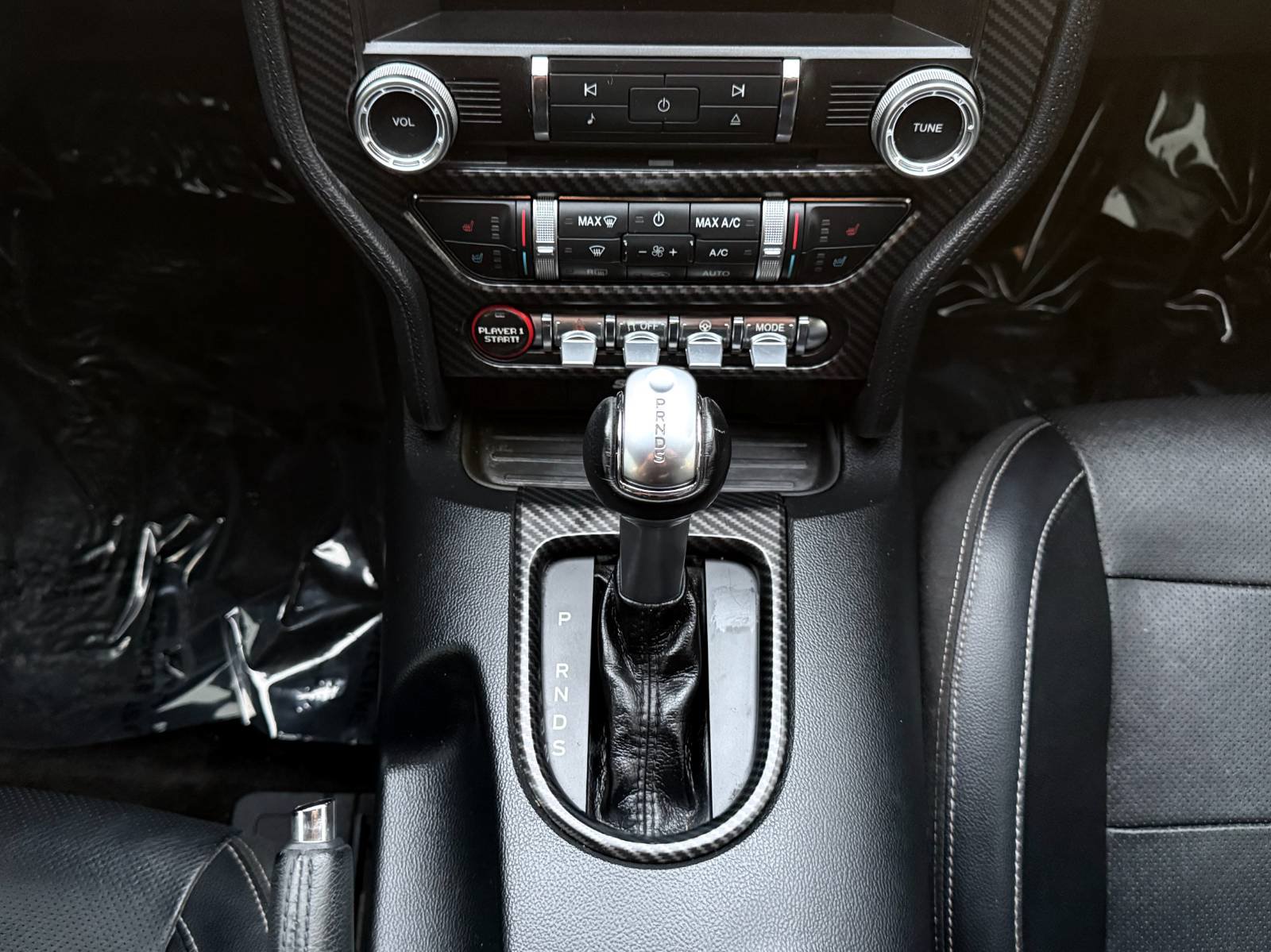 Used 2017 Ford Mustang Premium RWD image 30
