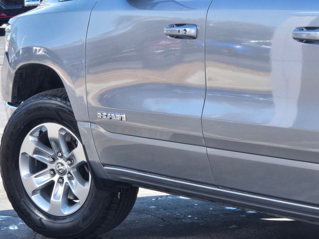 Used 2024 RAM 1500 Laramie AWD/4WD image 16