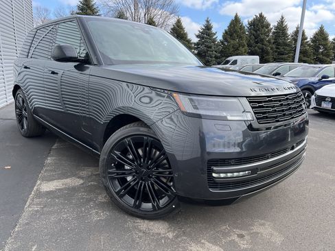 New 2026 Land Rover Range Rover SE image 5
