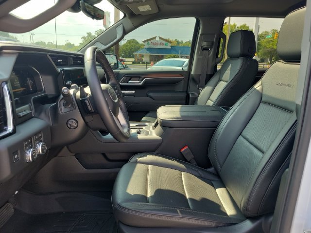 Used 2026 GMC Sierra 1500 Denali AWD/4WD image 18