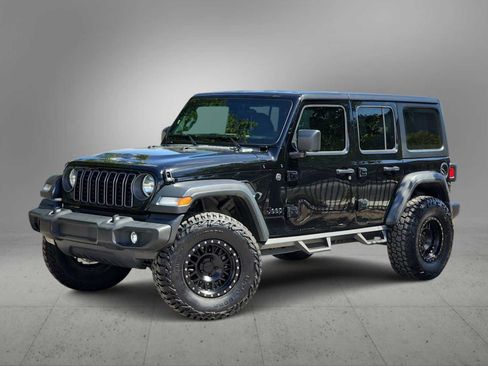 Used 2026 Jeep Wrangler Unlimited Sport AWD/4WD image 1