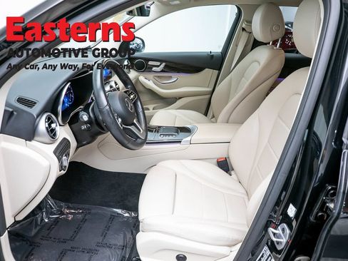 Used 2022 Mercedes-Benz GLC 300 4MATIC w/ Premium Package Lite image 15