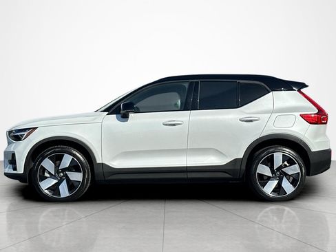 Used 2023 Volvo XC40 Recharge Ultimate w/ Protection Package Premier AWD/4WD image 2