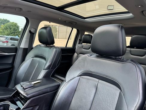 Used 2021 Jeep Grand Cherokee L Limited w/ Luxury Tech Group II image 23