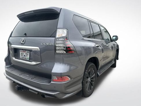 Used 2023 Lexus GX 460 Premium w/ Accessory Package AWD/4WD image 28