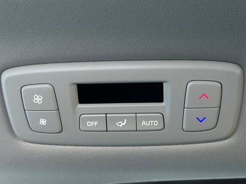 New 2025 Kia Carnival SX Prestige image 14