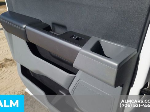 Used 2025 Ford F350 XLT image 23