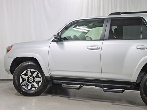 Used 2021 Toyota 4Runner TRD Off-Road Premium w/ Moonroof Package AWD/4WD image 11