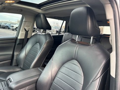 Used 2022 Toyota Highlander XLE image 31
