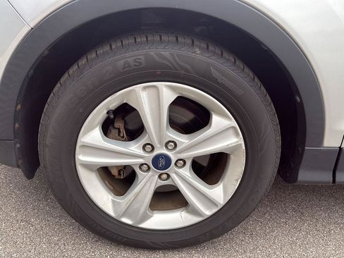 Used 2016 Ford Escape SE w/ SE Leather Comfort Package FWD image 15