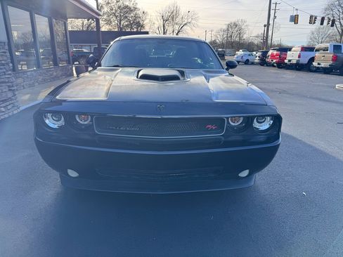 Used 2009 Dodge Challenger R/T image 9